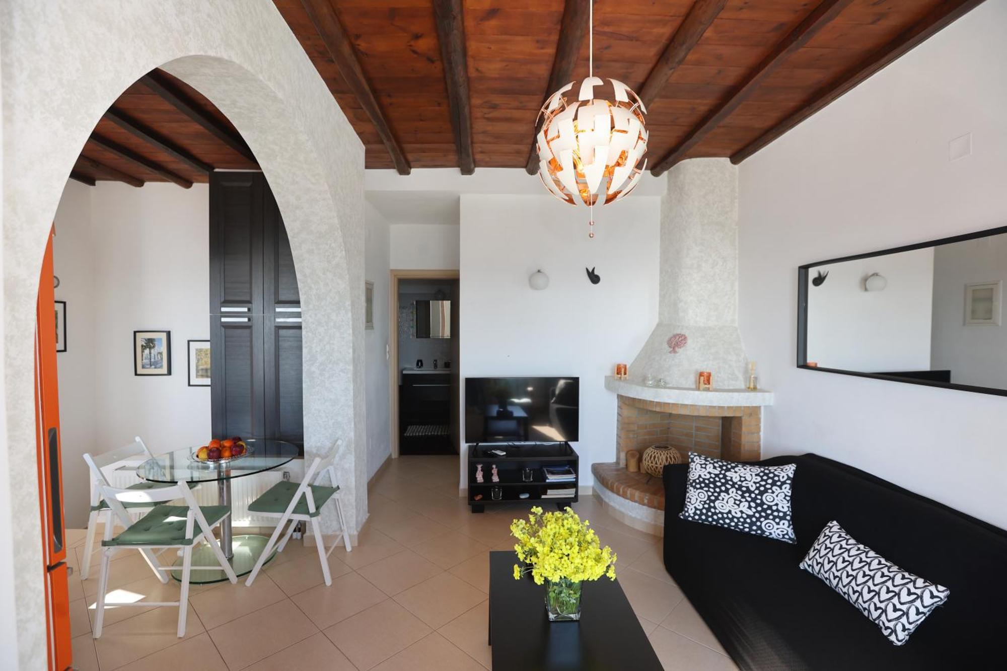 Ebatis Guesthouse Vári Kültér fotó